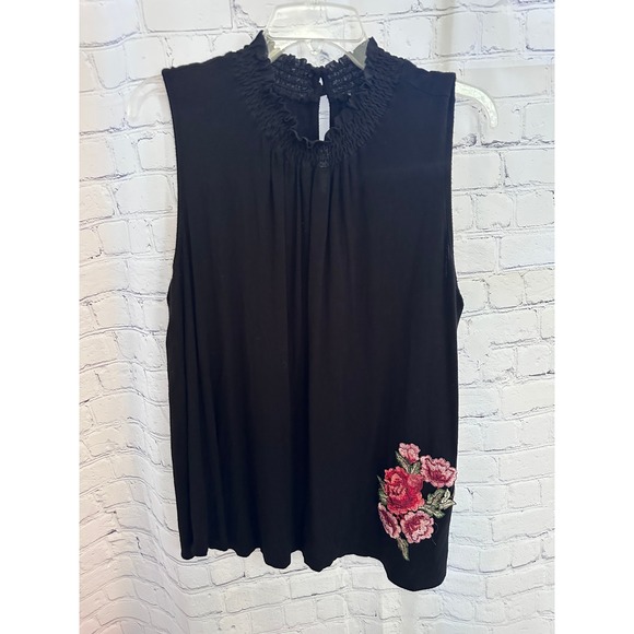 Kim‎ & Cami Black Sleeveless Top Floral Embroidered Ruffle Neck 2X - Picture 1 of 5